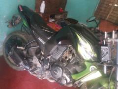 Yamaha FZs